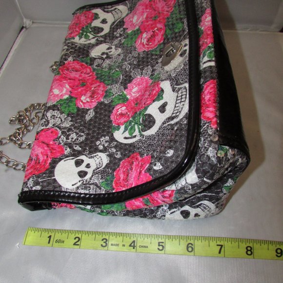 Betsey Johnson Sequin Skull Rose Satchel Shoulder Bag Pre-Owned As Is - Picture 4 of 10